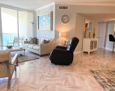 16699 Collins Ave - Photo Thumbnail 25