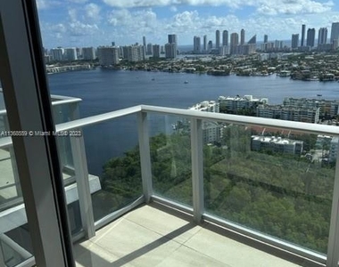 16385 Biscayne Blvd - Photo Thumbnail 37