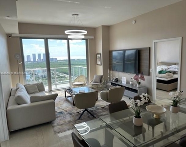 16385 Biscayne Blvd - Photo Thumbnail 26