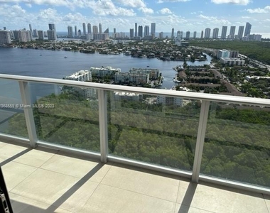 16385 Biscayne Blvd - Photo Thumbnail 19