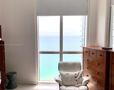 16001 Collins Ave - Photo Thumbnail 10