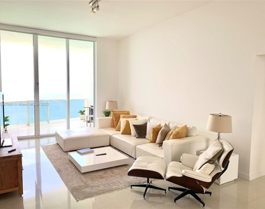 16001 Collins Ave - Photo Thumbnail 12