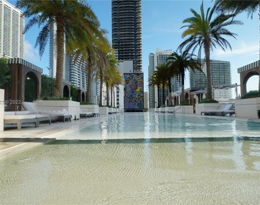 801 S Miami Ave - Photo Thumbnail 44