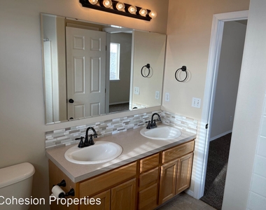 2278 N Springland - Photo Thumbnail 9