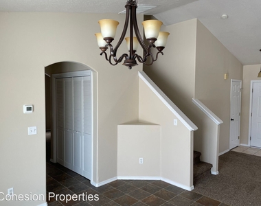 2278 N Springland - Photo Thumbnail 5