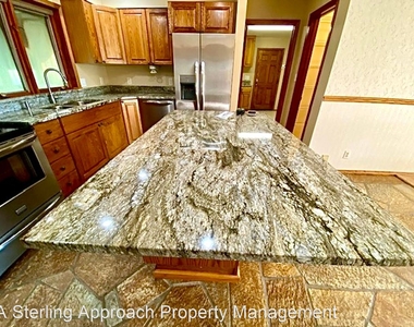 9070 W Brookside Lane - Photo Thumbnail 28