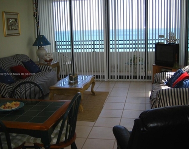 3505 S Ocean Dr - Photo Thumbnail 1