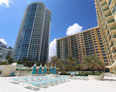 2501 S Ocean Dr - Photo Thumbnail 19