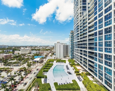 6899 Collins Ave - Photo Thumbnail 19