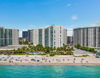 3801 S Ocean Dr - Photo Thumbnail 20