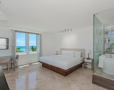 2301 Collins Ave - Photo Thumbnail 13