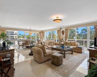 9559 Collins Ave - Photo Thumbnail 4