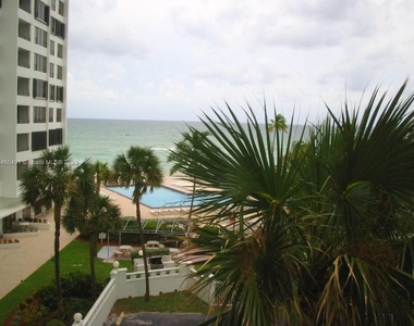 3505 S Ocean Dr - Photo Thumbnail 9