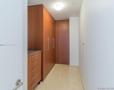 9705 Collins Ave - Photo Thumbnail 16