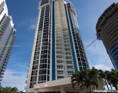 18671 Collins Ave - Photo Thumbnail 36