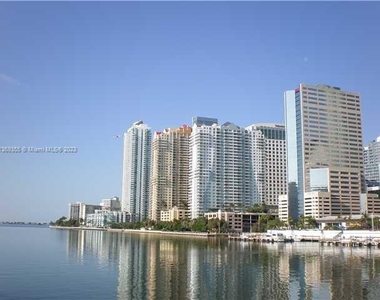 1155 Brickell Bay Dr - Photo Thumbnail 47