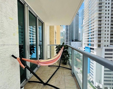 1155 Brickell Bay Dr - Photo Thumbnail 23