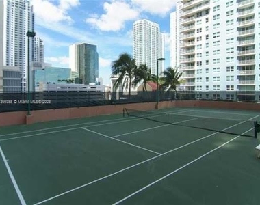 1155 Brickell Bay Dr - Photo Thumbnail 6