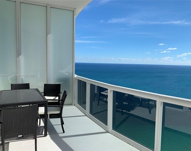 15901 Collins Ave - Photo Thumbnail 20