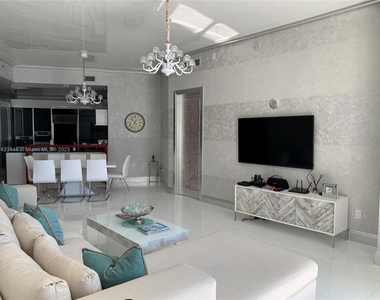 15901 Collins Ave - Photo Thumbnail 19