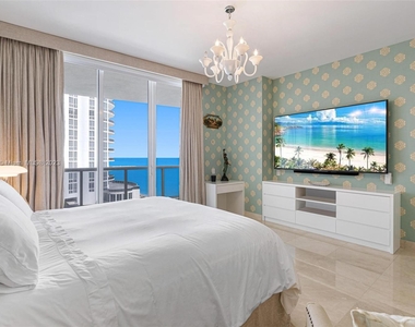 15901 Collins Ave - Photo Thumbnail 23