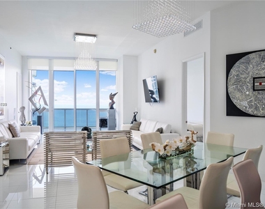 15811 Collins Ave - Photo Thumbnail 8