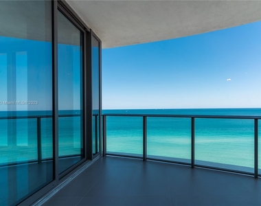 15701 Collins Ave - Photo Thumbnail 2