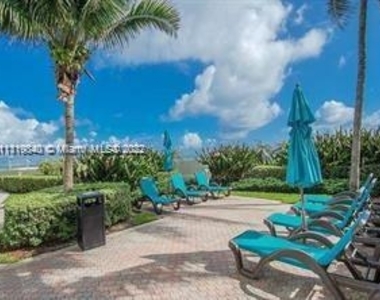 3801 S Ocean Dr - Photo Thumbnail 31