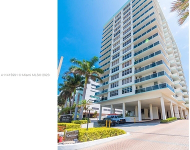 3725 S Ocean Dr - Photo Thumbnail 0