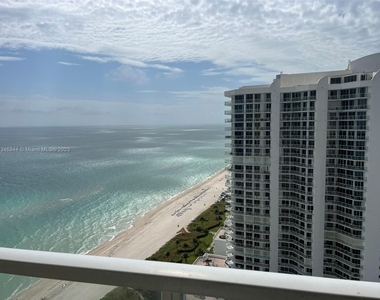 16699 Collins Ave - Photo Thumbnail 5