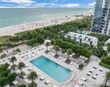 2301 Collins Ave - Photo Thumbnail 1