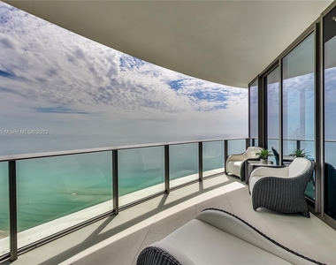 15701 Collins Ave - Photo Thumbnail 29