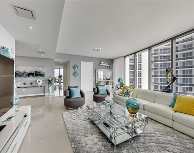 15701 Collins Ave - Photo Thumbnail 6