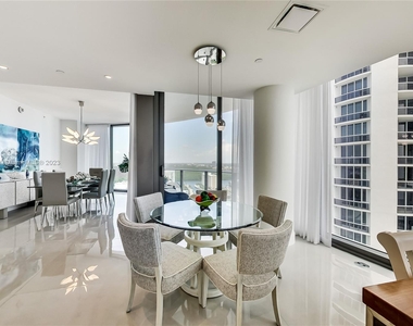 15701 Collins Ave - Photo Thumbnail 9