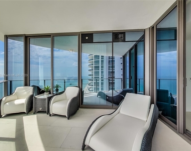 15701 Collins Ave - Photo Thumbnail 28