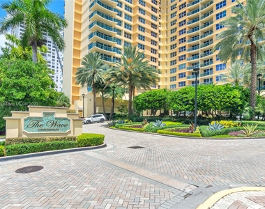 2501 S Ocean Drive - Photo Thumbnail 8