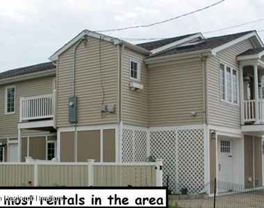 204 Randall Avenue - Photo Thumbnail 1