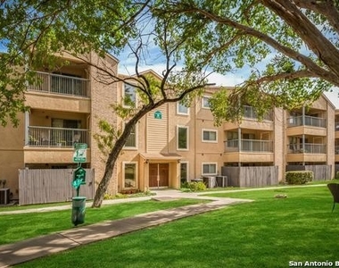 4111 Medical Dr - Photo Thumbnail 2