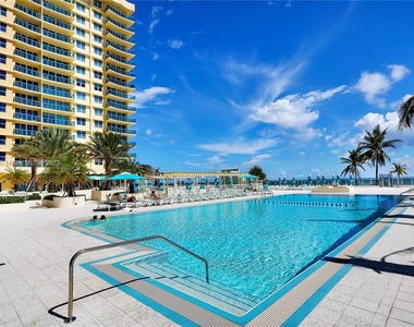 2501 S Ocean Dr - Photo Thumbnail 41