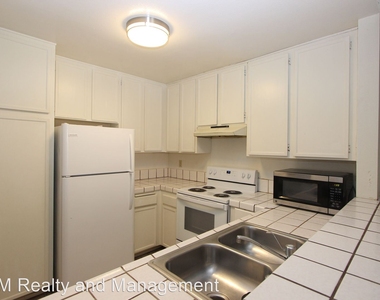 5995 Dandridge Lane Unit 123 - Photo Thumbnail 4