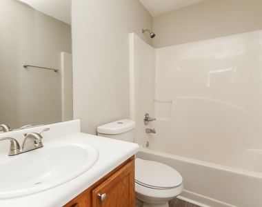 2635 Thunder Basin Way - Photo Thumbnail 14