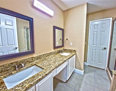 1524 High Pointe Lane - Photo Thumbnail 15