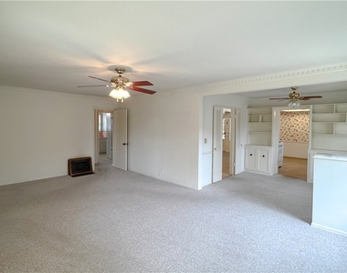 7315 Ogelsby Avenue - Photo Thumbnail 6