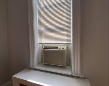 1590 York Avenue - Photo Thumbnail 2