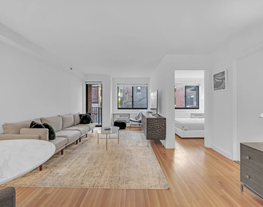 W 15th Street - Photo Thumbnail 1