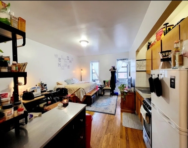 315 East 108th Street - Photo Thumbnail 3