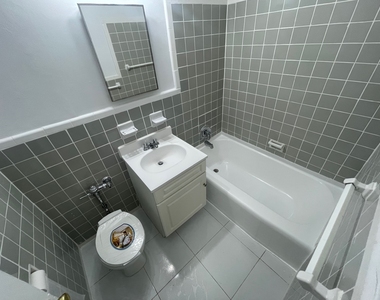 102-40 67th Road - Photo Thumbnail 13