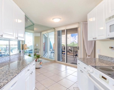 16711 Collins Ave - Photo Thumbnail 1