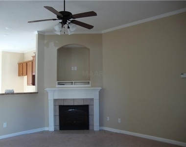 2385 Lake Garden - Photo Thumbnail 7