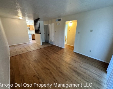 309 Sierra Dr Se - Photo Thumbnail 12